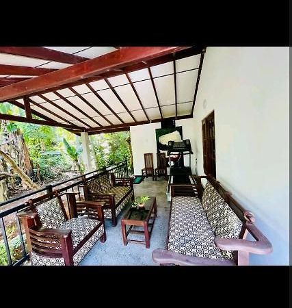 Orange Villa Hikkaduwa Exterior photo